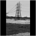 thumbnail for /2010/dungeness/dungeness-pylons-2.jpg
